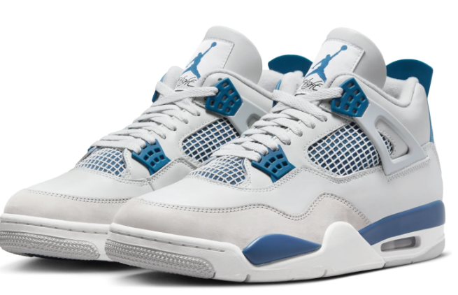 Air Jordan 4 OG "Military Blue" (2024 Retro)