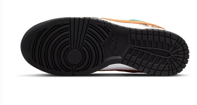 Women's Nike Dunk Low SE 'Safari Mix' DN3866-100