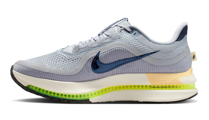 Nike Pegasus Premium 'Photon Dust / Metallic Silver / Black'