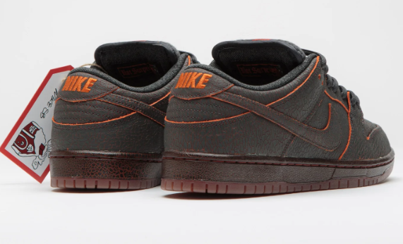 Nike SB Dunk Low Pro Premium “Krampus” – Dark Smoke Grey / Campfire Orange / Black